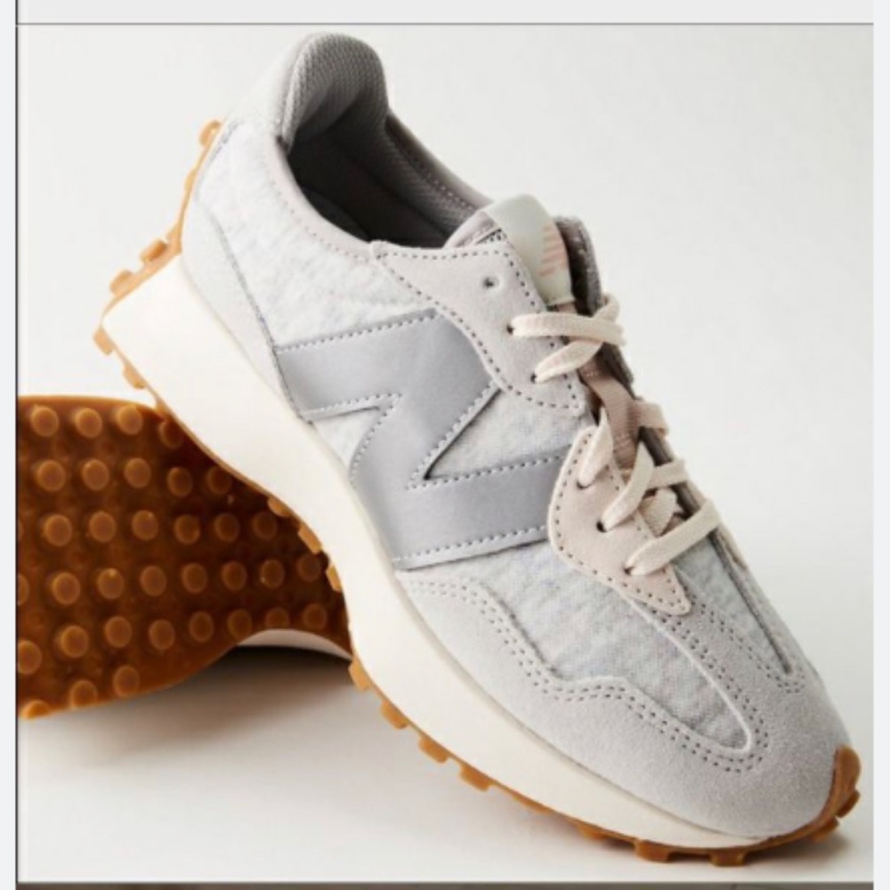 GUC New Balance 327 Rainwater and Cloud size 7